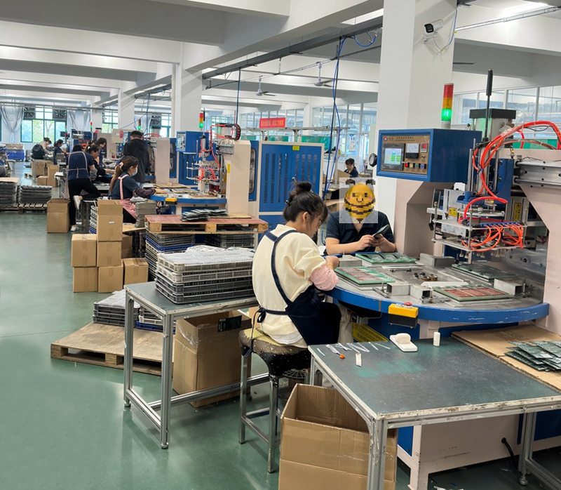 1705992899194623.jpg 五金工具吸塑包裝高頻機(jī)1.18_副本.jpg
